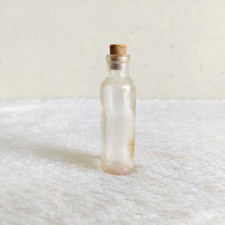 Garrafa de vidro transparente perfume vintage década de 1930 com cortiça decorativa colecionável GL44 comprar usado Garrafa de vidro transparente perfume vintage década de 1930 com cortiça decorativa colecionável GL44 comprar usado  Enviando para Brazil