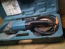 Disqueuse makita 230 d'occasion  Saint-Amand-Montrond