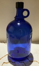 Blaue glasflasche schwarzem gebraucht kaufen  Husum