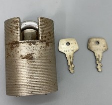 Usado, Vintage Miracle Lock Division of H.O. Cadeado militar Boehme dos EUA com duas chaves comprar usado  Enviando para Brazil
