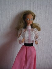 Poupee mannequin barbie d'occasion  Plougonven