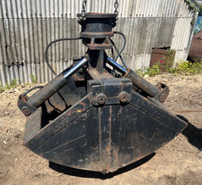 Clam shell bucket for sale  CHESTERFIELD