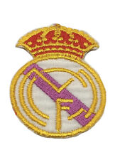 ESCUDO REAL MADRID ANTIGUO PARCHE BORDADO 1980’s FUTBOL BADGE PATCH., usado comprar usado  Enviando para Brazil