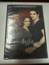 The Twilight Saga: Complete 5-Movie Collection DVD New & Sealed. comprar usado The Twilight Saga: Complete 5-Movie Collection DVD New & Sealed. comprar usado  Enviando para Brazil