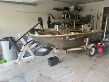 Sun dolphin pro for sale Sun dolphin pro for sale  Converse