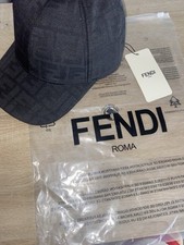 Casquette fendi d'occasion  Mantes-la-Jolie