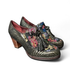 Artiste spring step for sale  North Canton