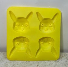 Usado, Molde de gelo Pokemon Pikachu silicone bolo doce amarelo 4 cavidades comprar usado  Enviando para Brazil