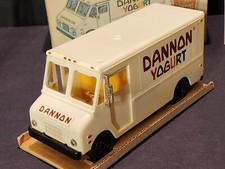 Rare dannon yogurt d'occasion  Expédié en Belgium