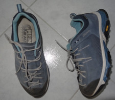 Meindl scarpe trekking usato  Spedire a Italy