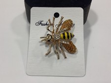 Bee brooch new for sale  HYDE