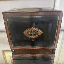Grand coffret cave d'occasion  Expédié en Belgium