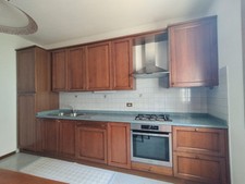 Cucina vetrina legno usato  Schiavon