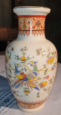 Ancien vase porcelaine d'occasion  Champagne-Mouton