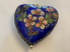 Pendant closoine absolutely for sale  DEAL
