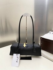 Alaïa teckel baguette d'occasion  Expédié en Belgium