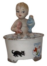 Estatueta rosa vintage Lefton bebê em banho de bolha caixa de bugigangas porcelana Japão comprar usado  Enviando para Brazil
