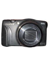 Fujifilm finepix f550exr usato  Spedire a Italy