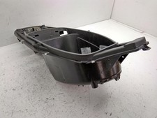 Carena vano sottosella usato Carena vano sottosella usato  Viareggio