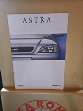 Opel astra depliant usato  Macomer