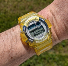 Montre vintage casio d'occasion  Clermont-Ferrand-