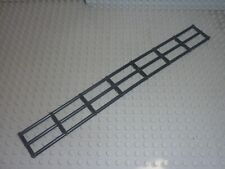 Lego black boat d'occasion  La Rivière-de-Corps