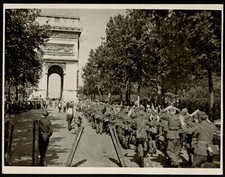 Liberation paris. german d'occasion  Expédié en Belgium