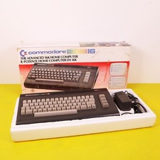 Tastiera vintage commodore usato  Ferrara