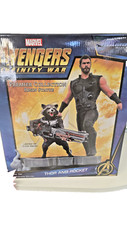 Marvel avengers statue usato  Avigliana