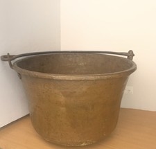 Antico grande paiolo usato  Genova