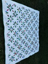 Linda colcha antiga feita à mão com pedal de flores 🌺 Estate veja o tamanho na foto comprar usado  Enviando para Brazil