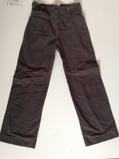 pantaloni taglia 46 usato pantaloni taglia 46 usato Quistello