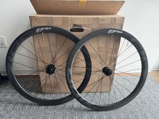 Zipp 303s carbon d'occasion  Expédié en Belgium