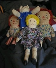  2 Raggedy Anne's de colección, amiga rubia y su gato.  7" de alto. segunda mano  Embacar hacia Mexico