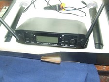 Wireless microphone set for sale  BOURNEMOUTH