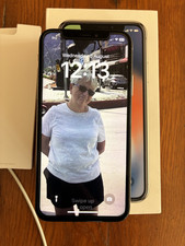 iphone x 256gb boxed for sale  CAMBERLEY