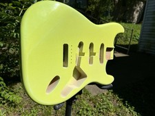 Corpo relic fender usato  Spedire a Italy