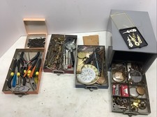 Lote de peças/ferramentas de relógio vintage - Armário de 4 gavetas peças de relógio pequenas completas comprar usado  Enviando para Brazil