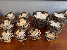 Pratos e xícaras de chá vintage com aro dourado Vista Alegre Portugal comprar usado  Enviando para Brazil