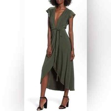 Vestido MISA LOS ANGELES Irina envoltório midi profundo decote V verde oliva XS comprar usado Vestido MISA LOS ANGELES Irina envoltório midi profundo decote V verde oliva XS comprar usado  Enviando para Brazil