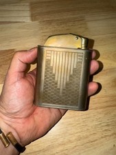 Ancien briquet table d'occasion Ancien briquet table d'occasion  Frontignan