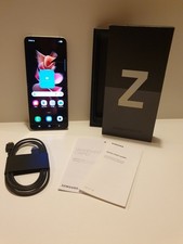 Samsung Galaxy Z Flip3 5G - 128GB - kremowy (odblokowany) - w pudełku kompletny - dobry stan na sprzedaż Samsung Galaxy Z Flip3 5G - 128GB - kremowy (odblokowany) - w pudełku kompletny - dobry stan na sprzedaż  Wysyłka do Poland