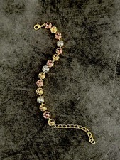 Bracelet main cristaux d'occasion  Équeurdreville-Hainneville