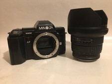 Fotocamera reflex analogica usato  Pesaro