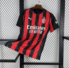 Maglia milan qualsiasi usato  Milano