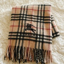 Authentic burberry nova d'occasion  Expédié en Belgium
