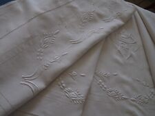 Grand drap brodé d'occasion  Saint-Caprais-de-Bordeaux