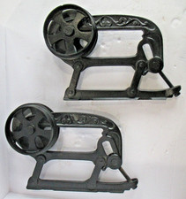 Usado, Conjunto de 2 rodas de polia de ferro fundido antigo decoração de bolso porta celeiro fazenda industrial C14 comprar usado Usado, Conjunto de 2 rodas de polia de ferro fundido antigo decoração de bolso porta celeiro fazenda industrial C14 comprar usado  Enviando para Brazil