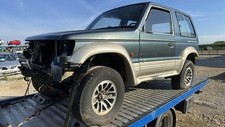 Pont complet mitsubishi d'occasion  Villegusien-le-Lac