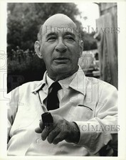 Foto de imprensa 1970 orquestra alemã maestro Maestro Steinberg em entrevista comprar usado  Enviando para Brazil